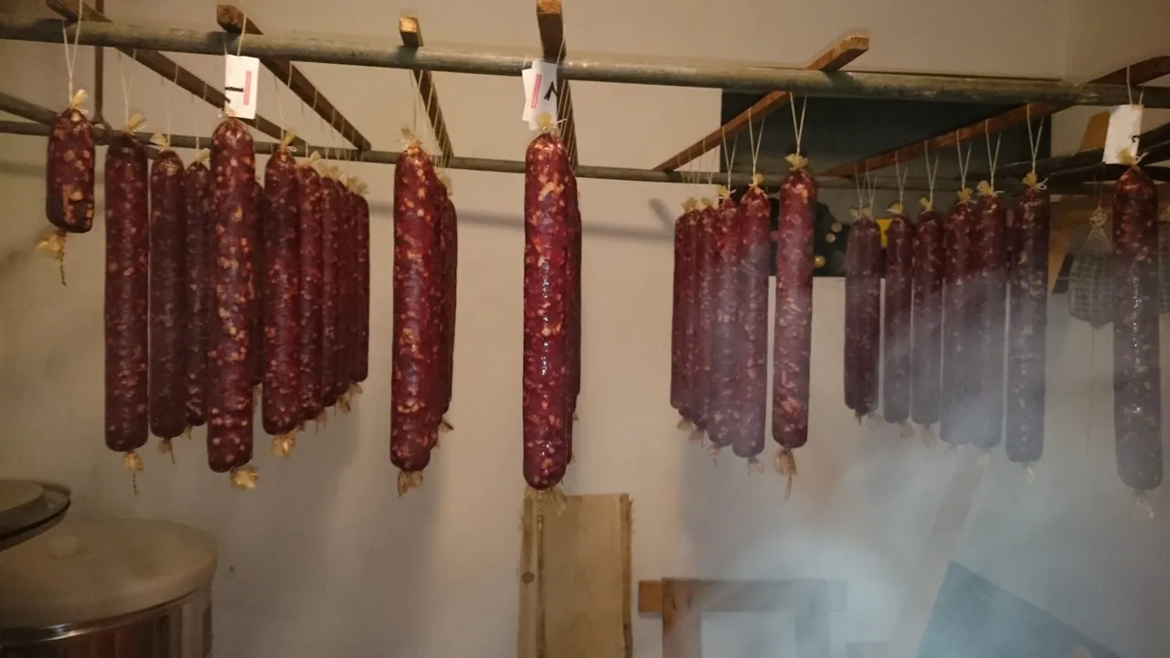 Domače salame in suhomesnati izdelki